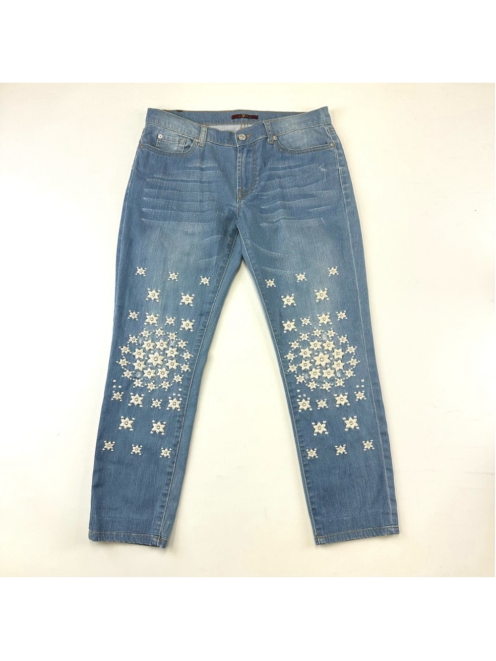 7 for All Mankind low rise embroidered jeans Size 28in cotton distressed Boho